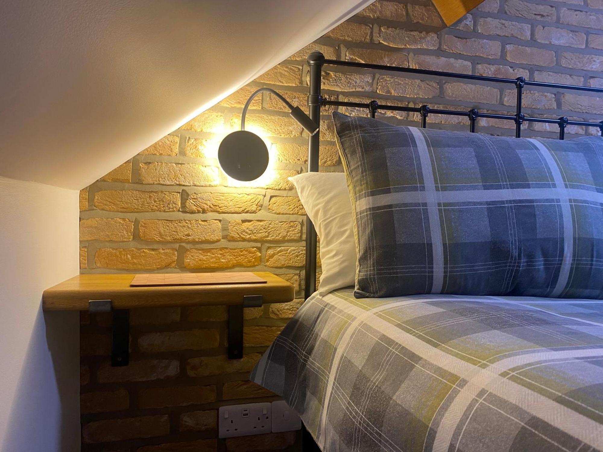 Badger Cottage Скарбъро Екстериор снимка