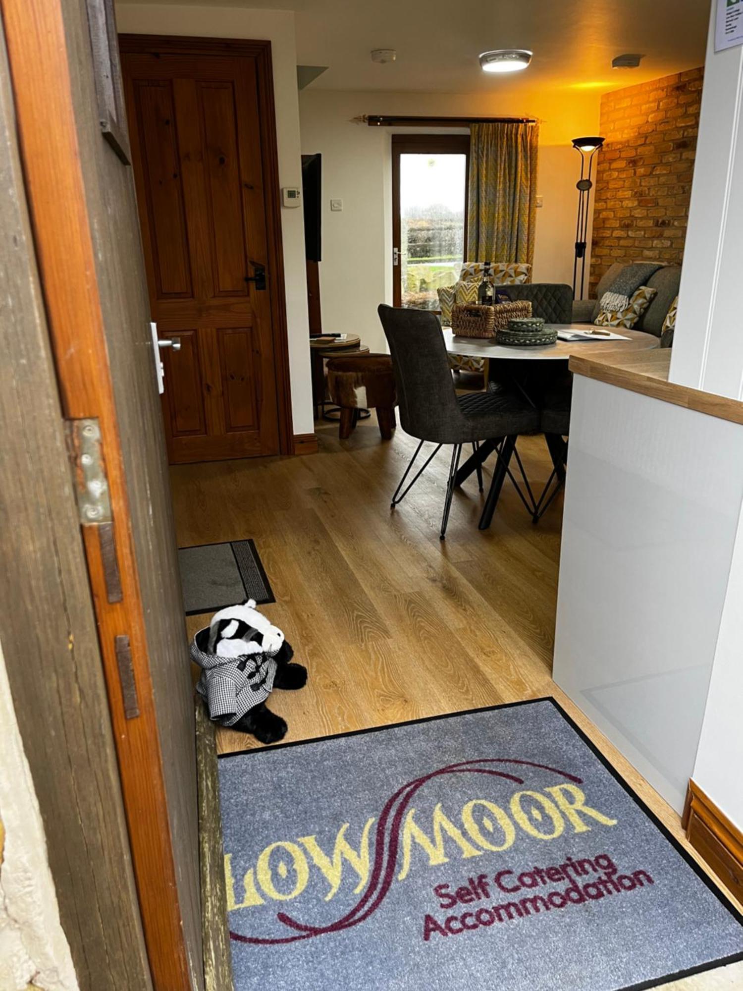 Badger Cottage Скарбъро Екстериор снимка